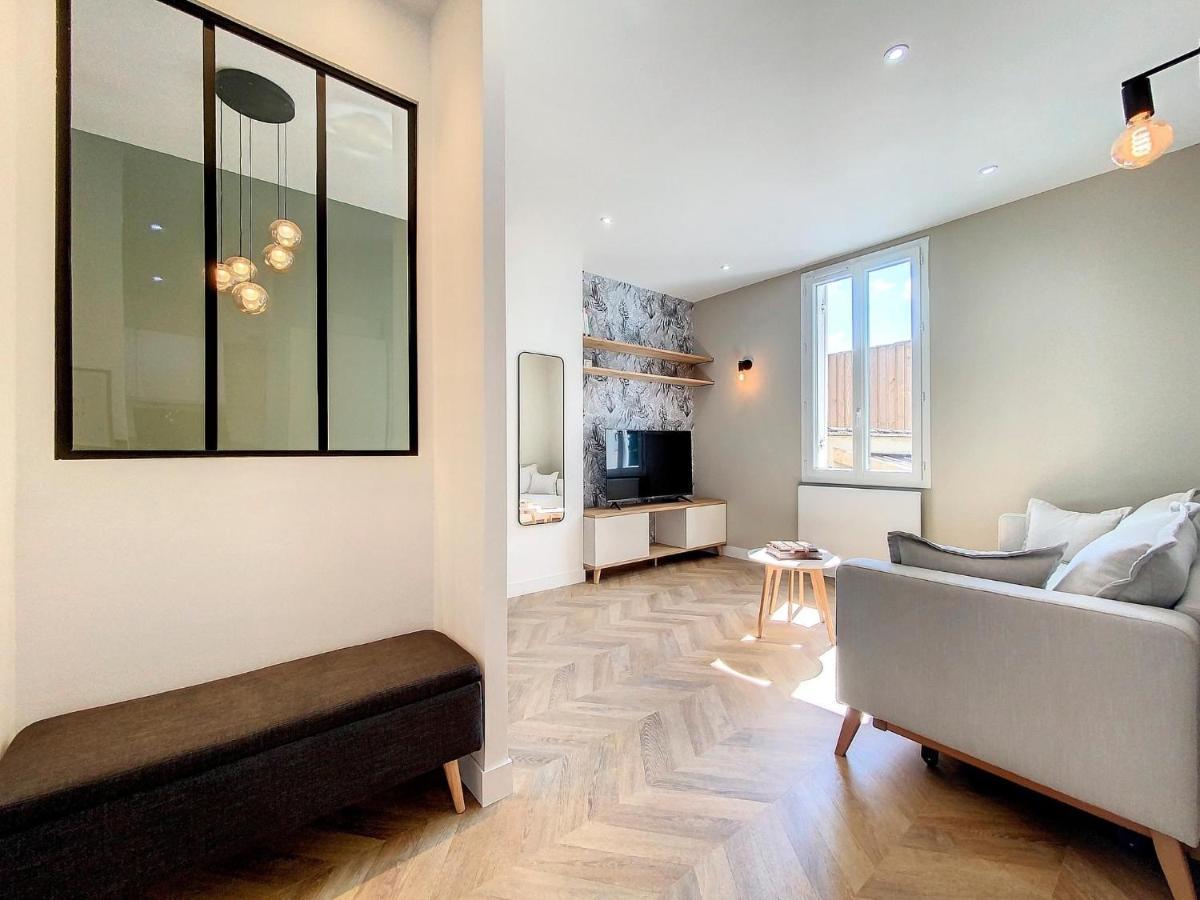 Appartchic - Appartement Standing - Plein Centre & Parking Prive Креон Экстерьер фото